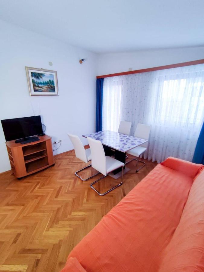 Apartments Villa Anna Подстрана Екстериор снимка